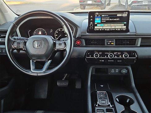 Used 2023 Honda Pilot EX-L image 18