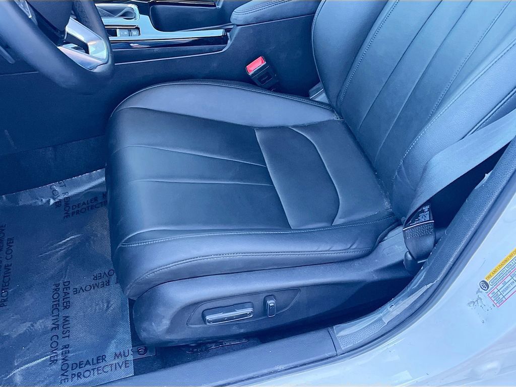 Used 2025 Acura Integra FWD image 19