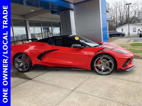 Used 2023 Chevrolet Corvette Stingray Premium Conv w/ Z51 Performance Package image 2
