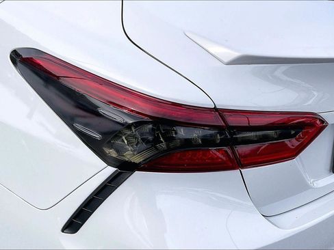 Used 2022 Toyota Camry XSE image 31