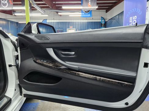 Used 2014 BMW 650i xDrive Convertible image 18