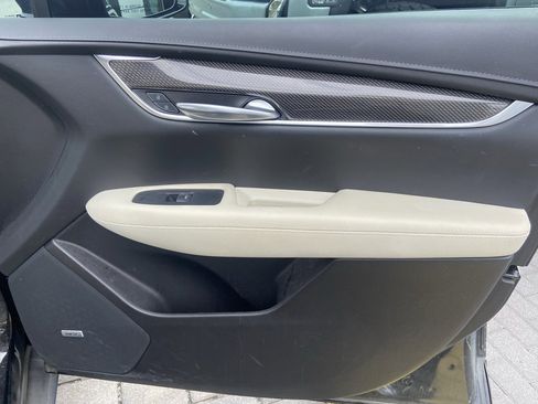 Used 2022 Cadillac XT5 Sportv image 25