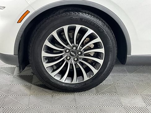 Certified 2020 Lincoln Aviator Reserve image 30