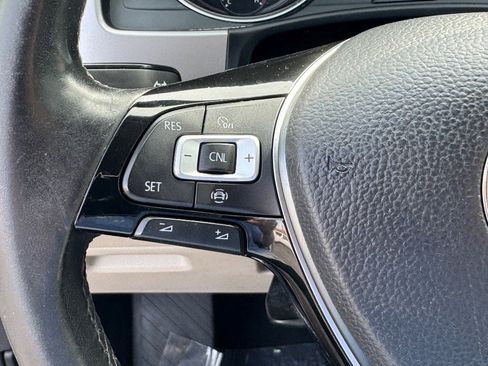 Used 2019 Volkswagen Atlas SE w/ Towing Package AWD/4WD image 19