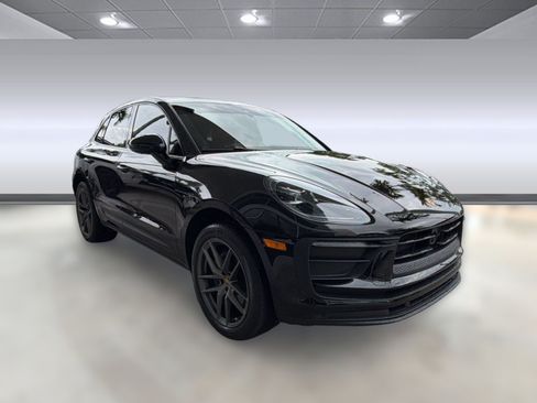 Used 2023 Porsche Macan AWD/4WD image 7