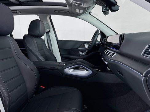 New 2026 Mercedes-Benz GLE 580 4MATIC image 6