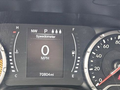Used 2019 Jeep Renegade Sport w/ Sport Appearance Group AWD/4WD image 11