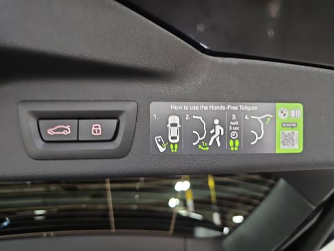 New 2026 BMW X7 xDrive40i w/ M Sport Package image 15