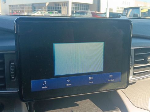 Used 2024 Ford Explorer XLT w/ Equipment Group 202A image 12