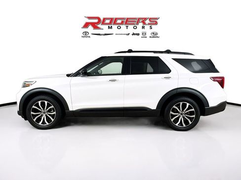 Used 2022 Ford Explorer ST image 4