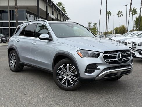Certified 2025 Mercedes-Benz GLE 450 4MATIC image 1