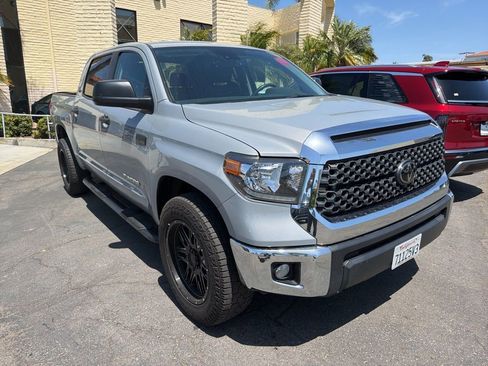 Used 2021 Toyota Tundra SR5 RWD image 3