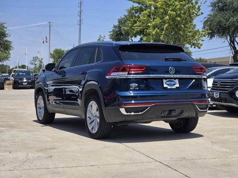 Used 2023 Volkswagen Atlas Cross Sport SE FWD image 6