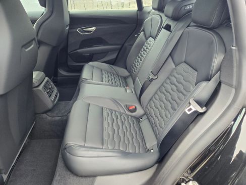 New 2026 Audi S e-tron GT Premium Plus AWD/4WD image 10