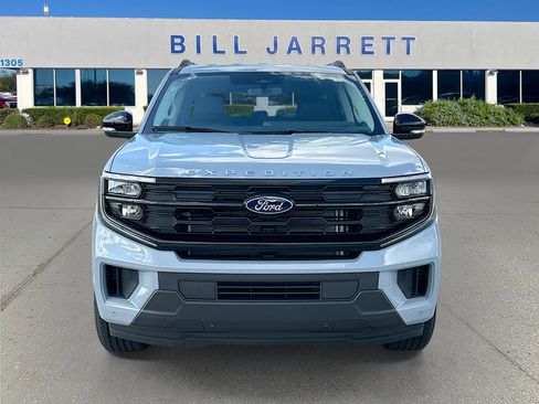 New 2026 Ford Expedition Active RWD image 2