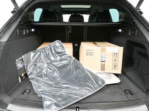 New 2025 Maserati Grecale Folgore image 31