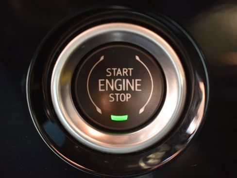 Used 2023 GMC Sierra 1500 SLT w/ SLT Convenience Package image 30