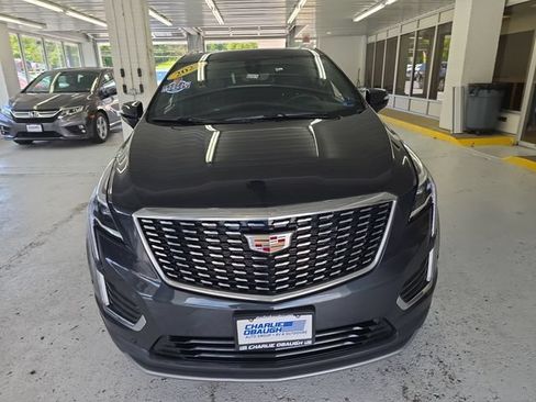 Used 2023 Cadillac XT5 Premium Luxury w/ Technology Package AWD/4WD image 8