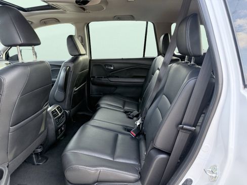 Used 2022 Honda Pilot Touring image 38