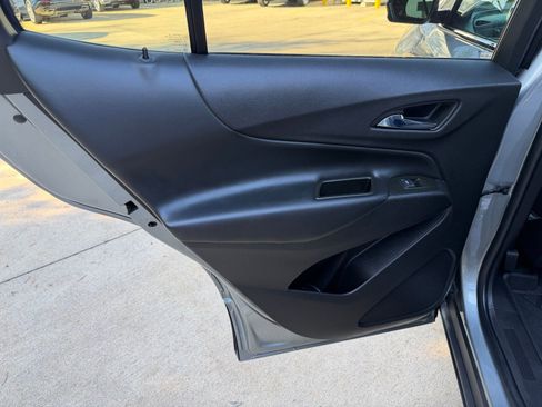 Used 2024 Chevrolet Equinox LT w/ LPO, Floor Liner Package FWD image 23