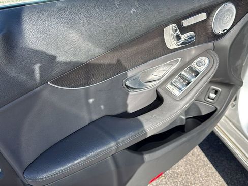 Used 2021 Mercedes-Benz C 300 C 300 image 17