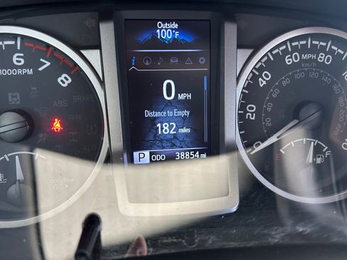 Used 2023 Toyota Tacoma Limited RWD image 2