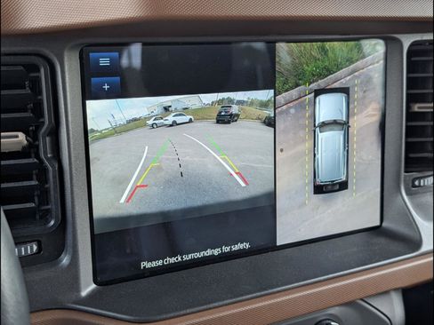 Used 2024 Ford Bronco Outer Banks image 14