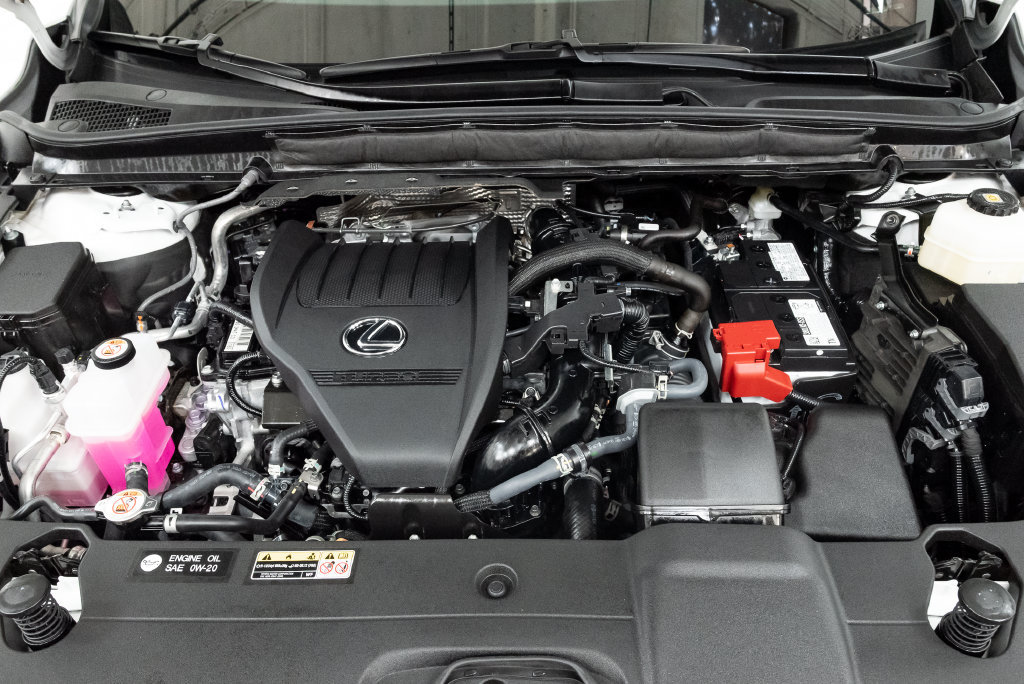 Used 2026 Lexus RX 350 Premium w/ Convenience Package AWD/4WD image 3
