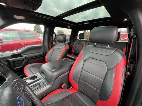 Used 2018 Ford F150 Lariat w/ Equipment Group 502A Luxury image 8