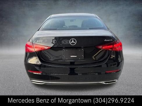 Used 2024 Mercedes-Benz C 300 4MATIC Sedan image 4