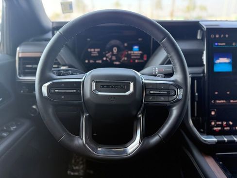 Used 2025 GMC Yukon Denali image 20