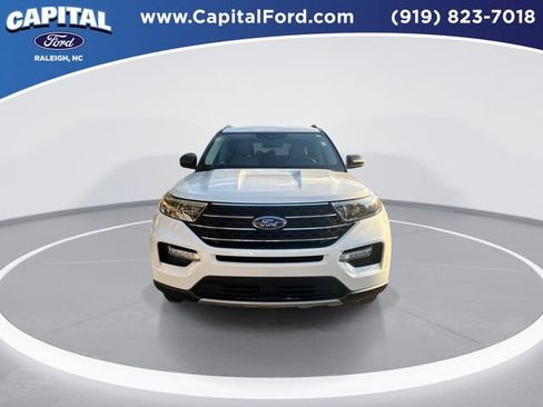 Certified 2023 Ford Explorer XLT w/ Equipment Group 202A image 3