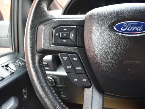 Used 2020 Ford F150 XLT w/ Equipment Group 302A Luxury AWD/4WD image 23