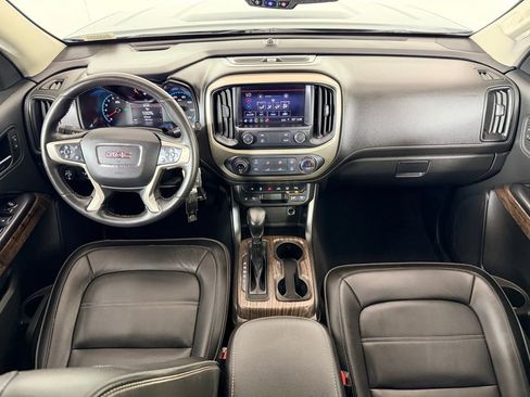 Used 2022 GMC Canyon Denali image 17