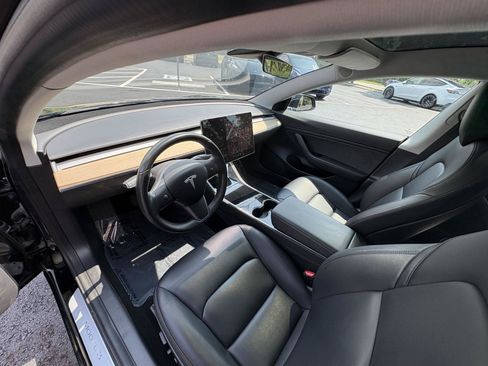Used 2018 Tesla Model 3 Long Range AWD/4WD image 13