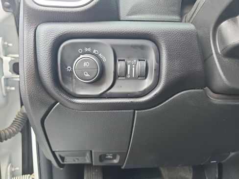 Used 2024 RAM 2500 Laramie w/ Safety Group AWD/4WD image 20