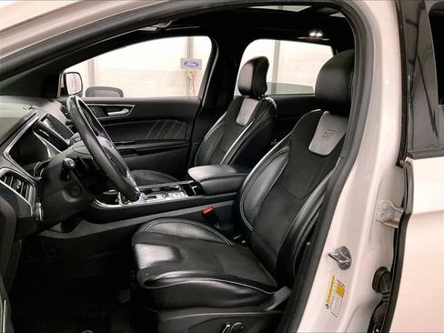 Used 2019 Ford Edge ST w/ Equipment Group 401A AWD/4WD image 24