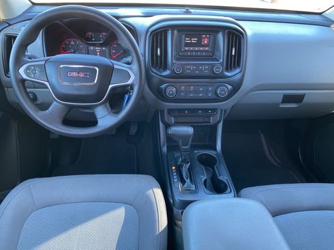 Used 2016 GMC Canyon 2WD Crew Cab w/ Convenience Package image 4