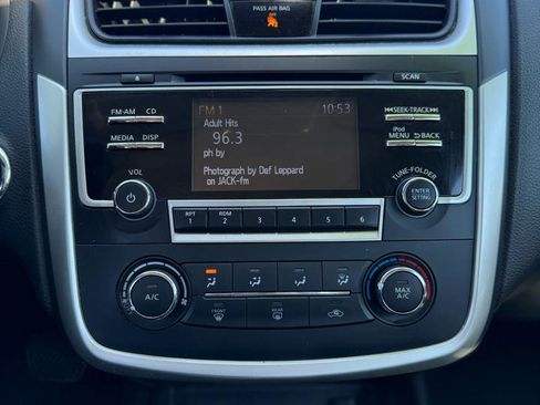 Used 2017 Nissan Altima 2.5 S w/ Power Driver Seat Package FWD image 16
