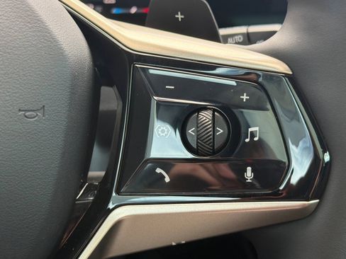 Used 2025 BMW X3 xDrive30i w/ Convenience Package image 31