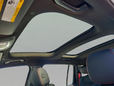 New 2026 Mercedes-Benz GLB 35 AMG 4MATIC image 28