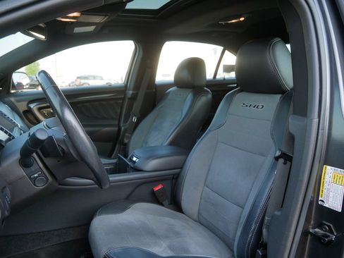Used 2015 Ford Taurus SHO w/ Equipment Group 401A AWD/4WD image 11