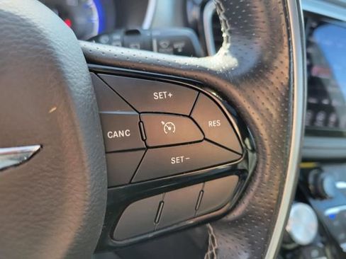 Used 2019 Chrysler Pacifica Limited w/ S Appearance Package FWD image 29