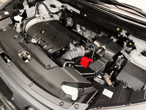 Used 2022 Mitsubishi Outlander Sport LE AWD/4WD image 32