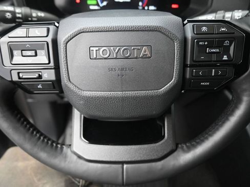 Used 2025 Toyota Land Cruiser 1958 image 7