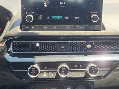 Used 2023 Honda Civic Sport image 18