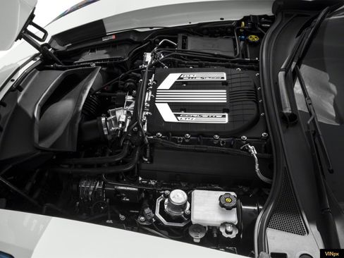 Used 2015 Chevrolet Corvette Z06 w/ Z07 Performance Package image 12