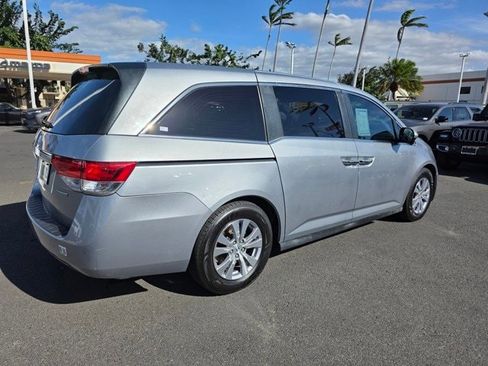 Used 2017 Honda Odyssey SE image 7