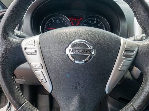 Used 2014 Nissan Versa Note SV w/ Convenience Package FWD image 24
