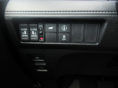 Used 2024 Honda Odyssey Sport image 22